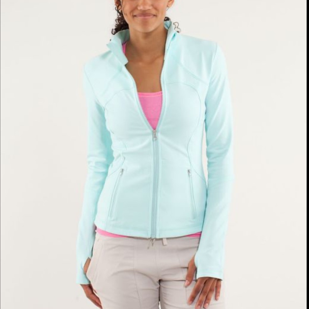 Women’s Lululemon Forme Jacket - size 10 (so soft!) - Picture 5 of 5